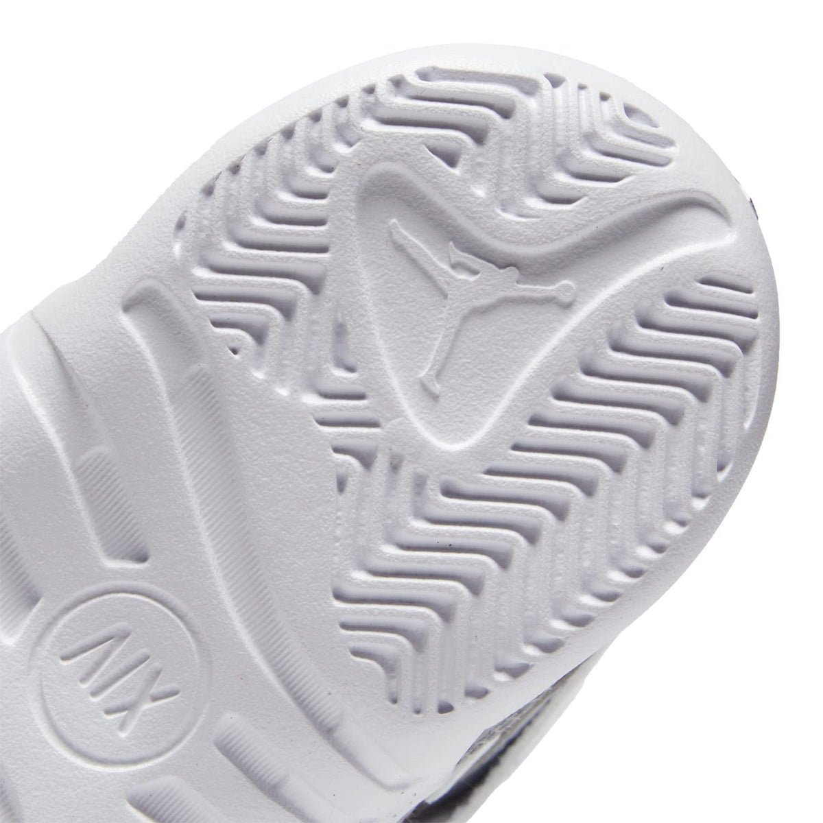 Jordan Jumpman Trey Two (Little Kid) White/White/Cherrywood Red/Light Steel Grey 2 Little Kid M