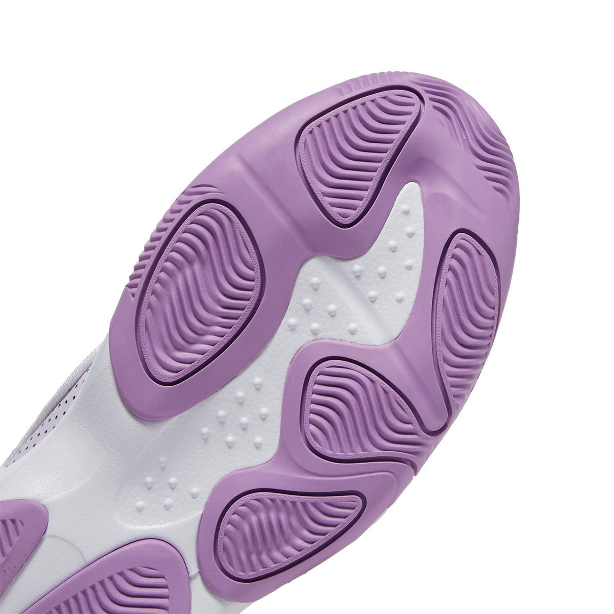 Jordan Boy's Max Aura 4 (Big Kid) White/Rush Fuchsia/Barely Grape 5 Big Kid M