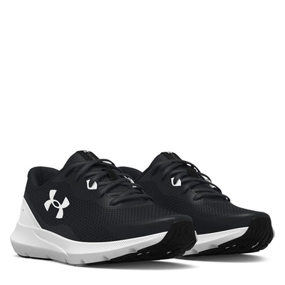 Under Armour Boys' Surge 3, Black/White, 3.5 Medium US