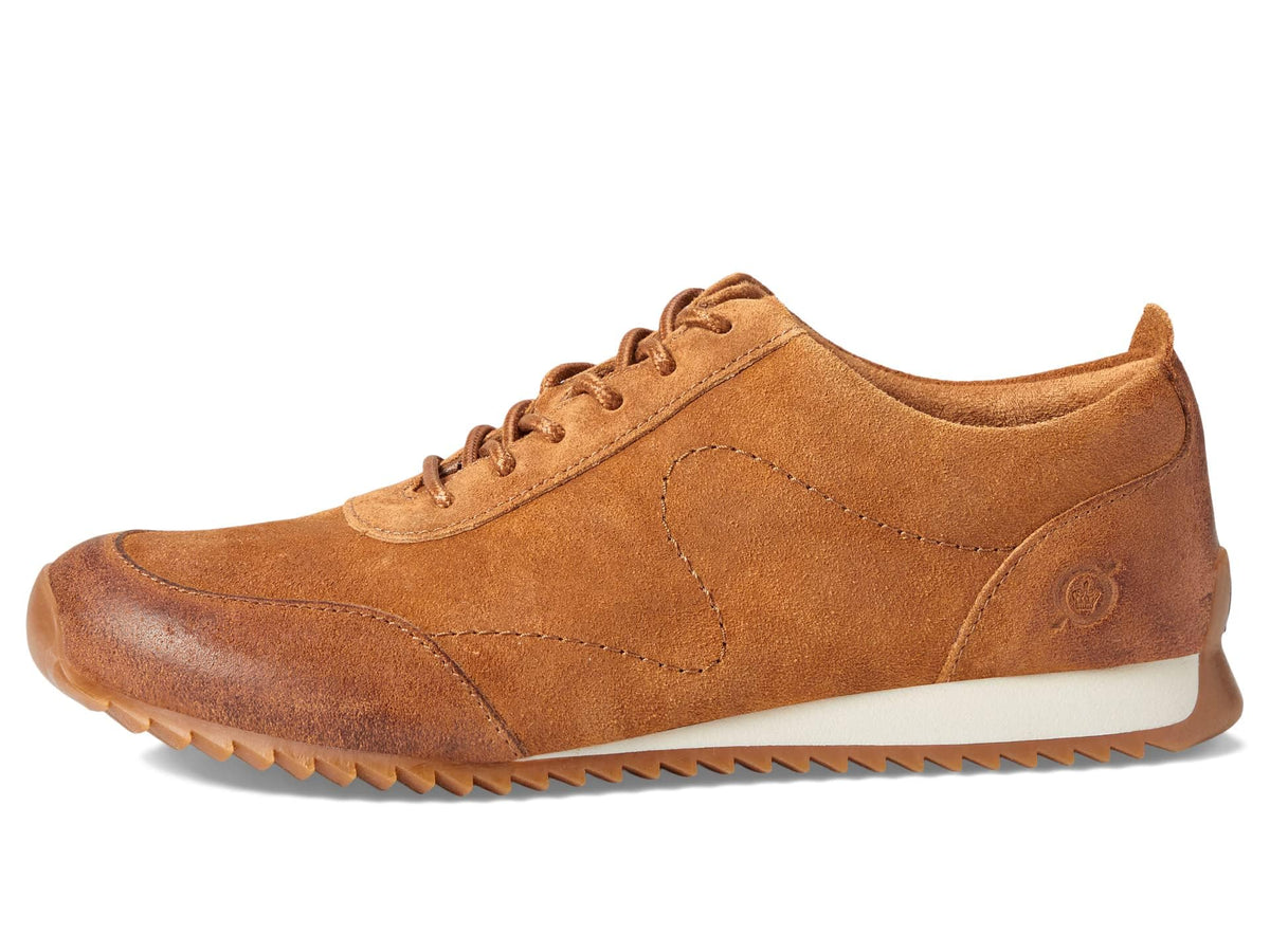 BORN Lynn Tan 8 M (B)