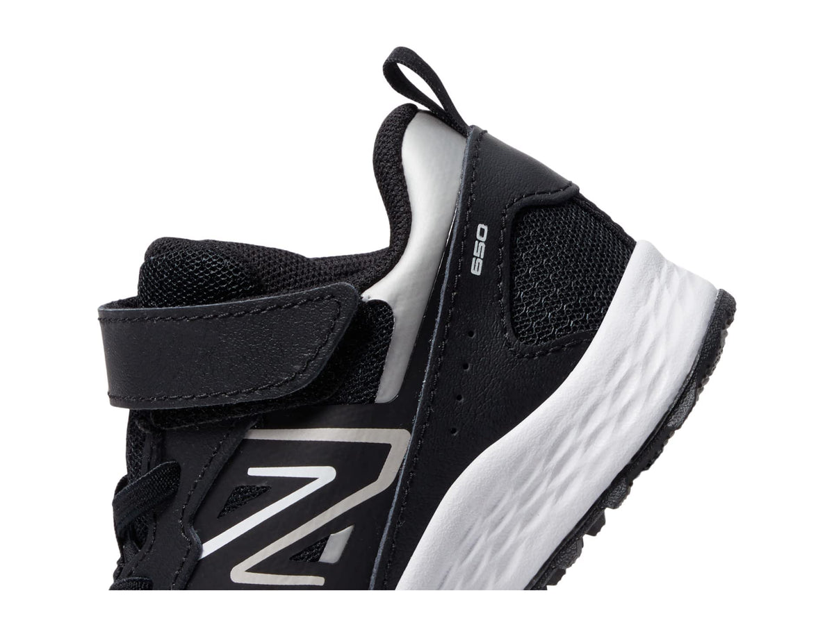 New Balance® Kids Fresh Foam 650v1 Bungee Lace with Top Strap Shoes for Kids – Comfortable Padding Black/Metallic Silver 1.5 Little Kid XW