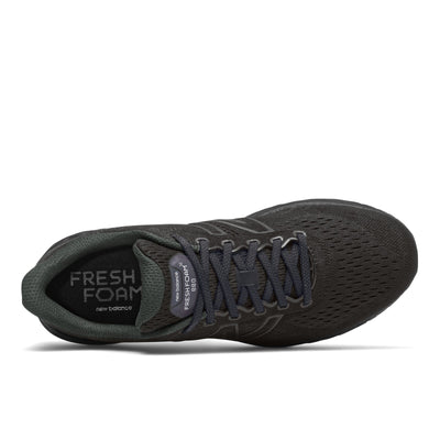 New Balance Men's Fresh Foam 880v11, Black/Black, 10 Medium