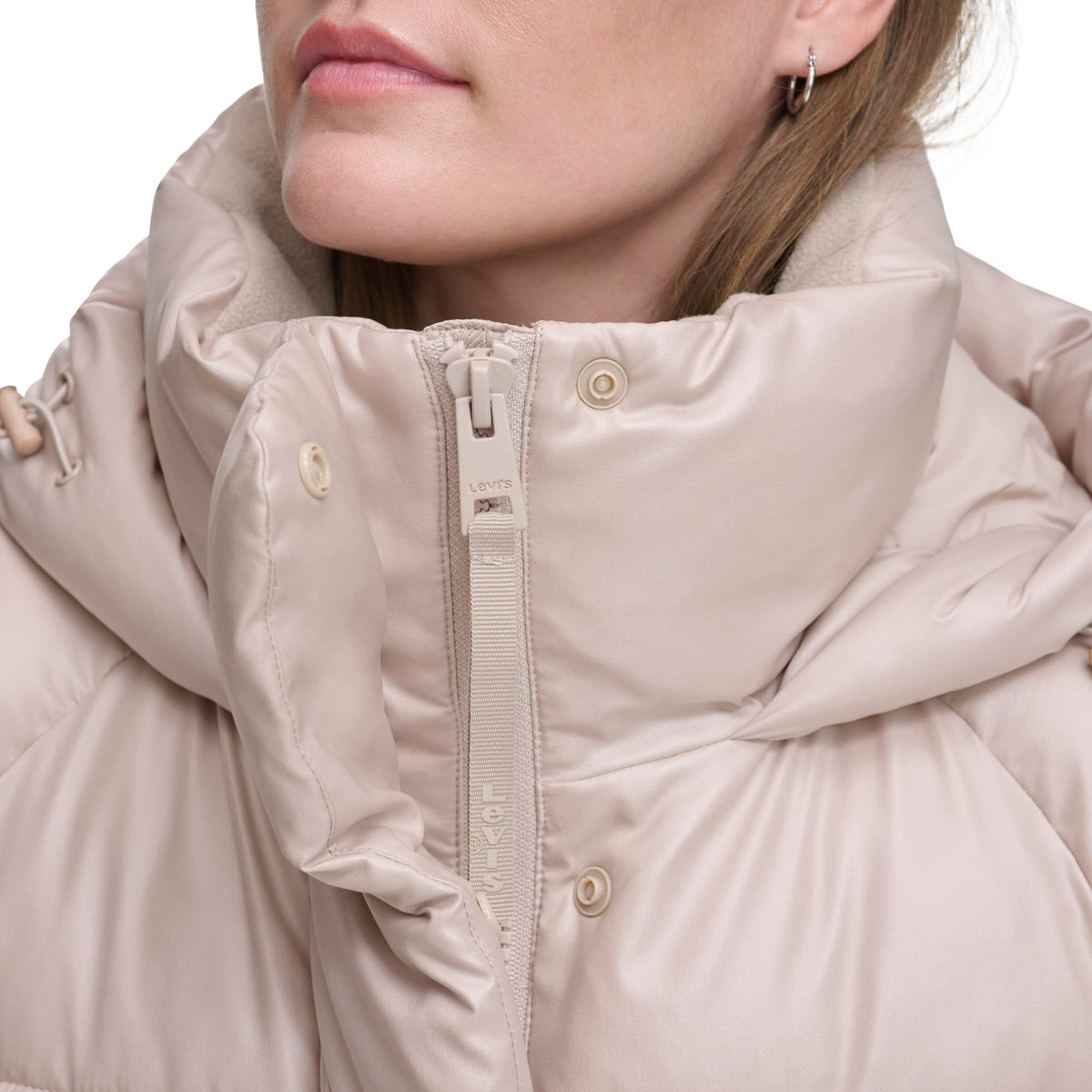 Levi's Women's Selma Hooded Puffer Jacket, Champagne, Large