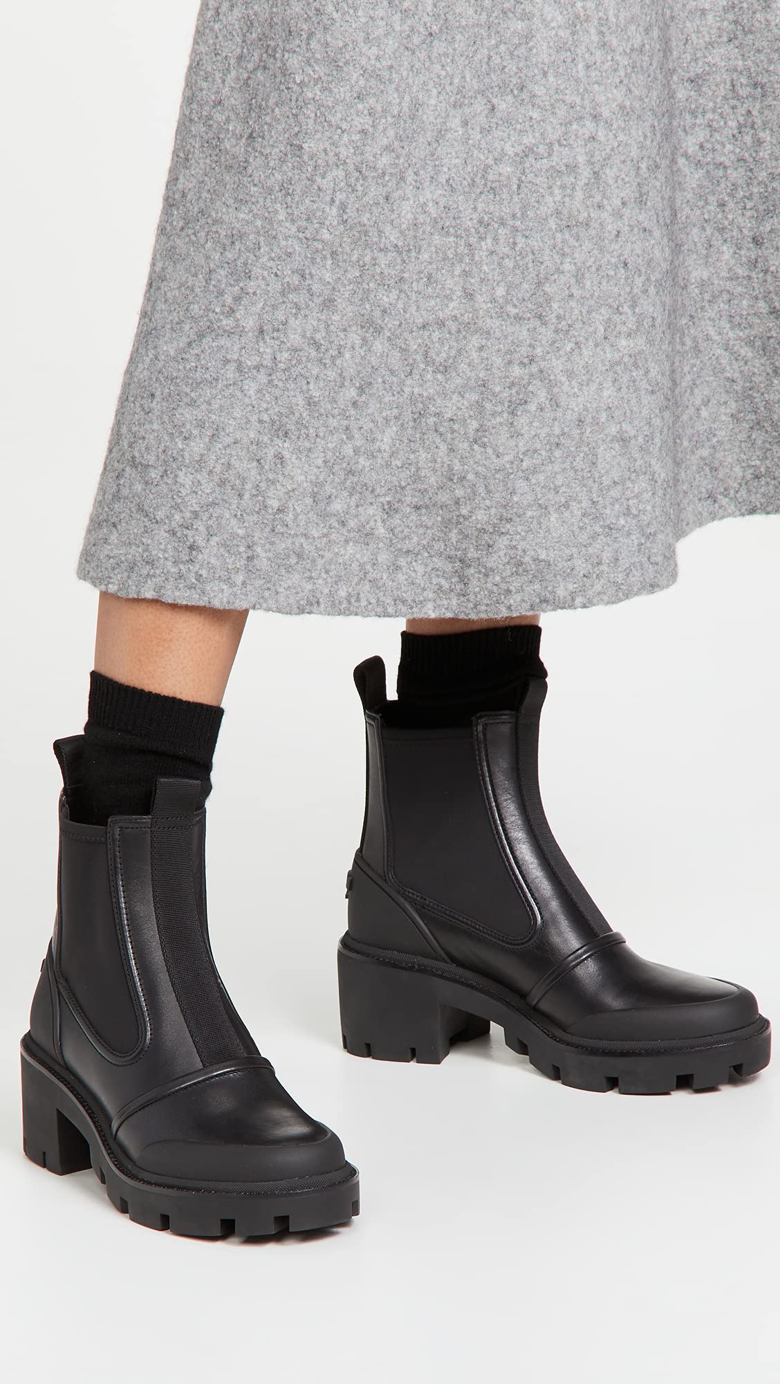 Tory Burch Women's Chelsea Lug Ankle Boots, Perfect Black/Perfect Black, 9 Medium US