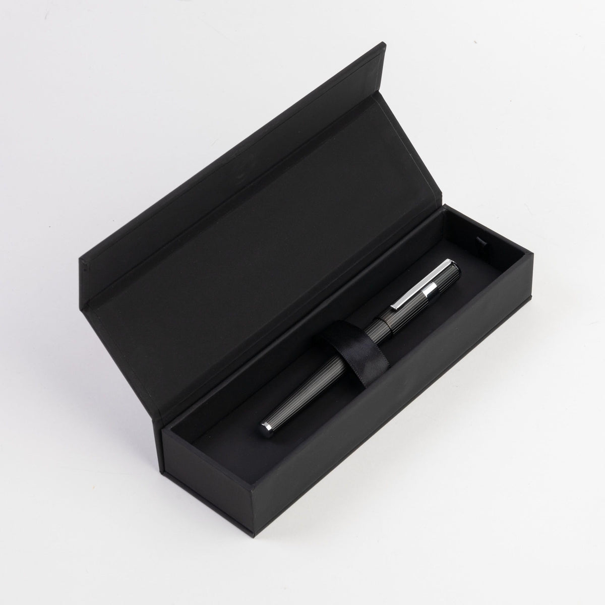 BOSS Rollerball Pen Gear Pinstripe Black/Chrome | Black Ink | Gift Box