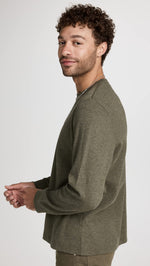 FRAME Men's Duo Fold Long Sleeve Crew, Heather Olive Green, L