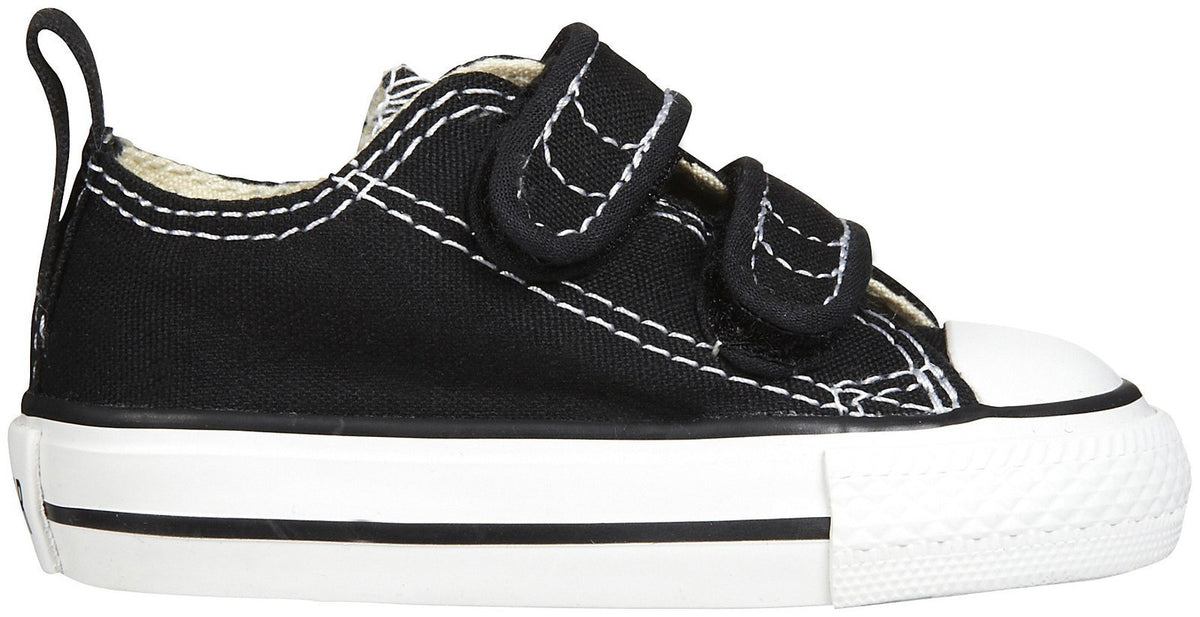Converse Boys' Chuck Taylor All Star 2V Low Top Sneaker, Black, 9 M US Toddler