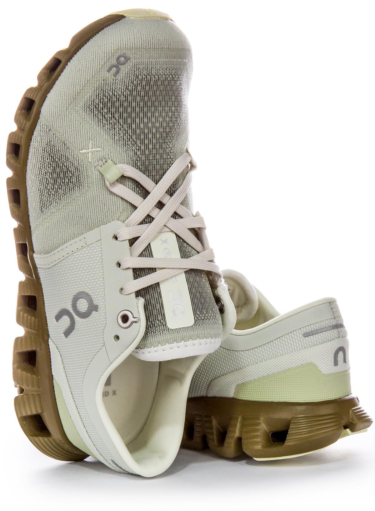 On Women Cloud X 3 Sneakers Aloe/Hunter 7.5