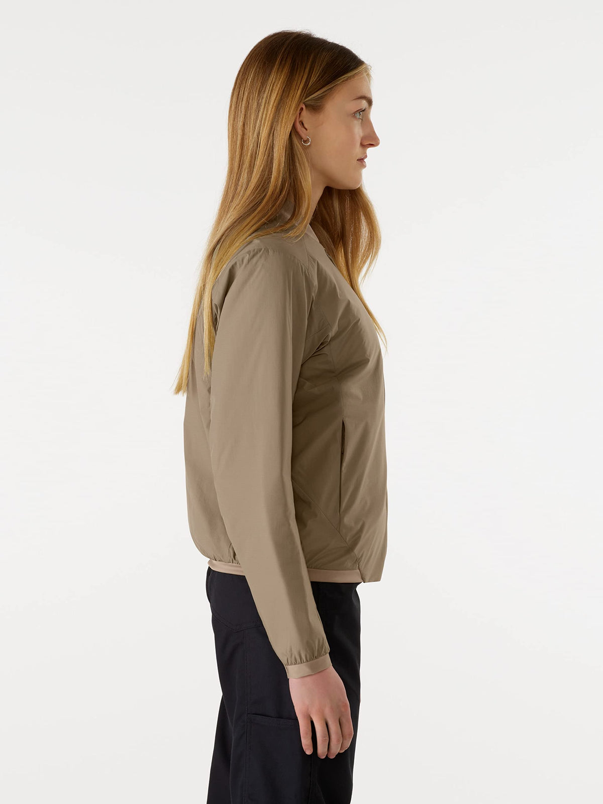 Arc'teryx Atom LT Short Jacket Women's | Lightweight Warmth with City Style Medium Fallow