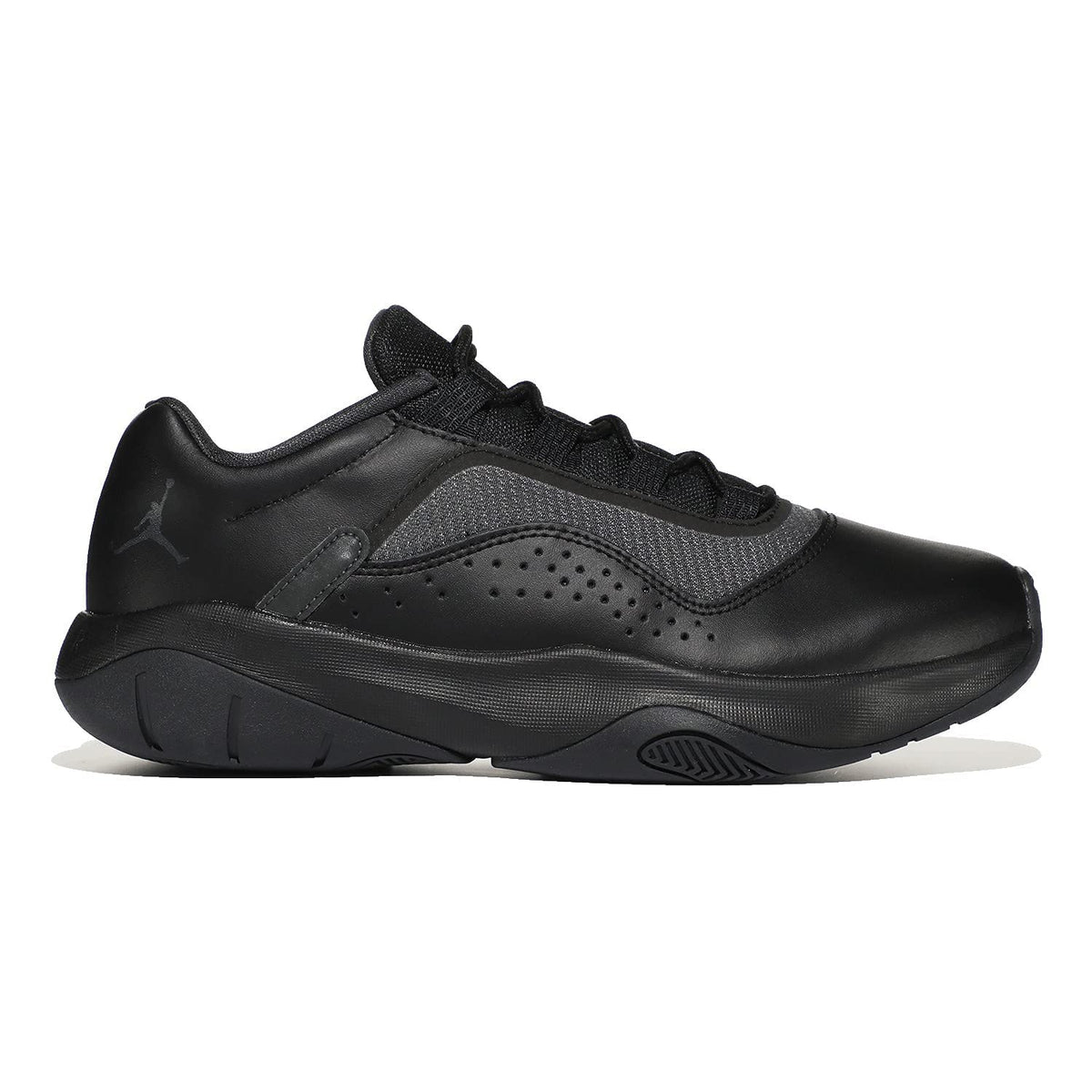 Jordan Air 11 CMFT Low (Big Kid) Black/Anthracite 4 Big Kid M