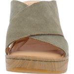 BORN Nora Green Distressed 8 M (B)