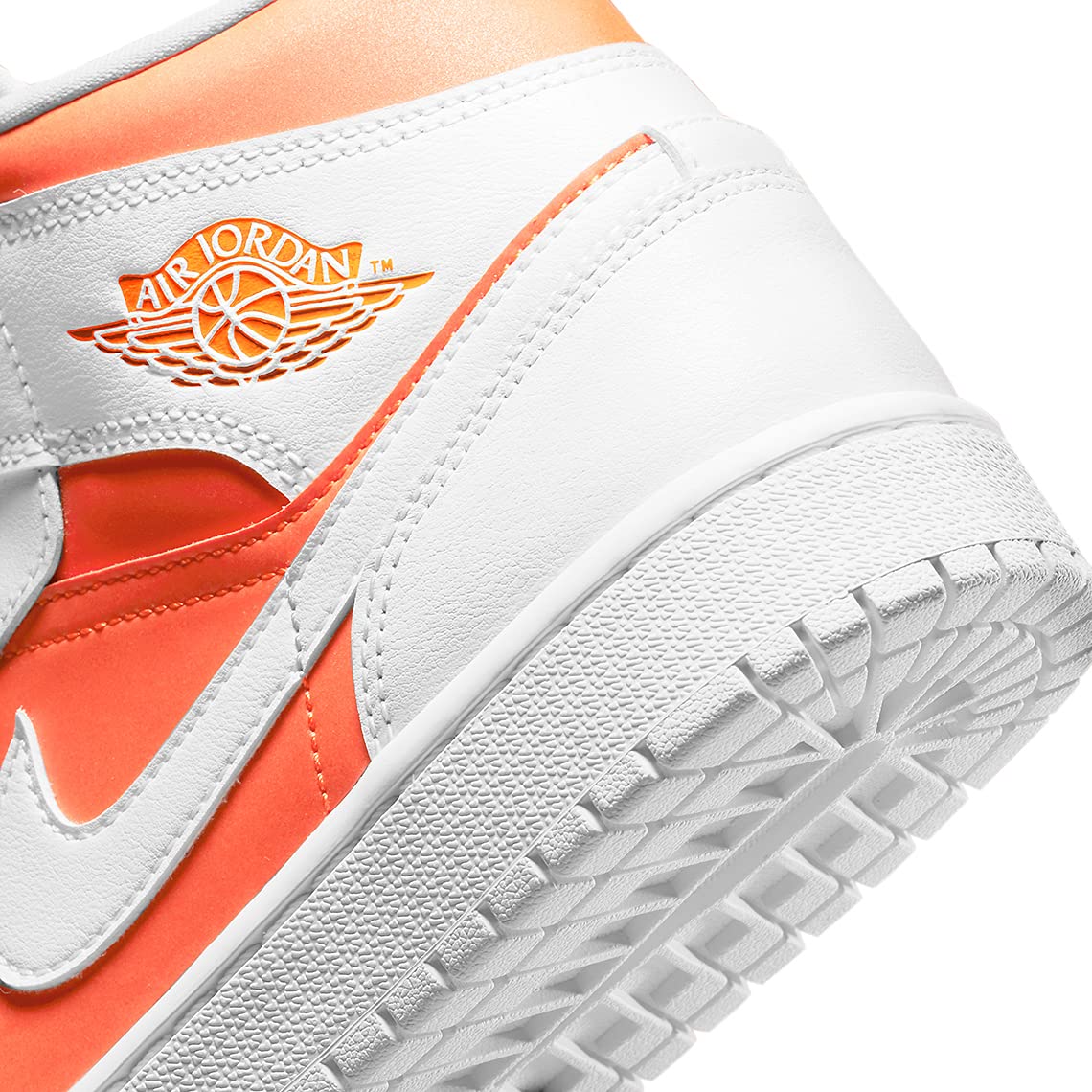 Jordan Womens WMNS Air Jordan 1 Mid SE CZ0774 800 Bright Citrus - Size 8W