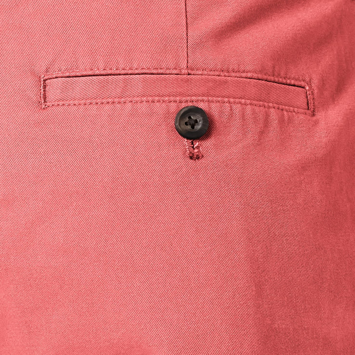 Amazon Essentials Men's Classic-Fit 7" Chino Shorts, Raspberry Red, 31