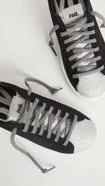 P448 Women's John W Sneakers, Bzeb/Leo, Black, 9 Medium US