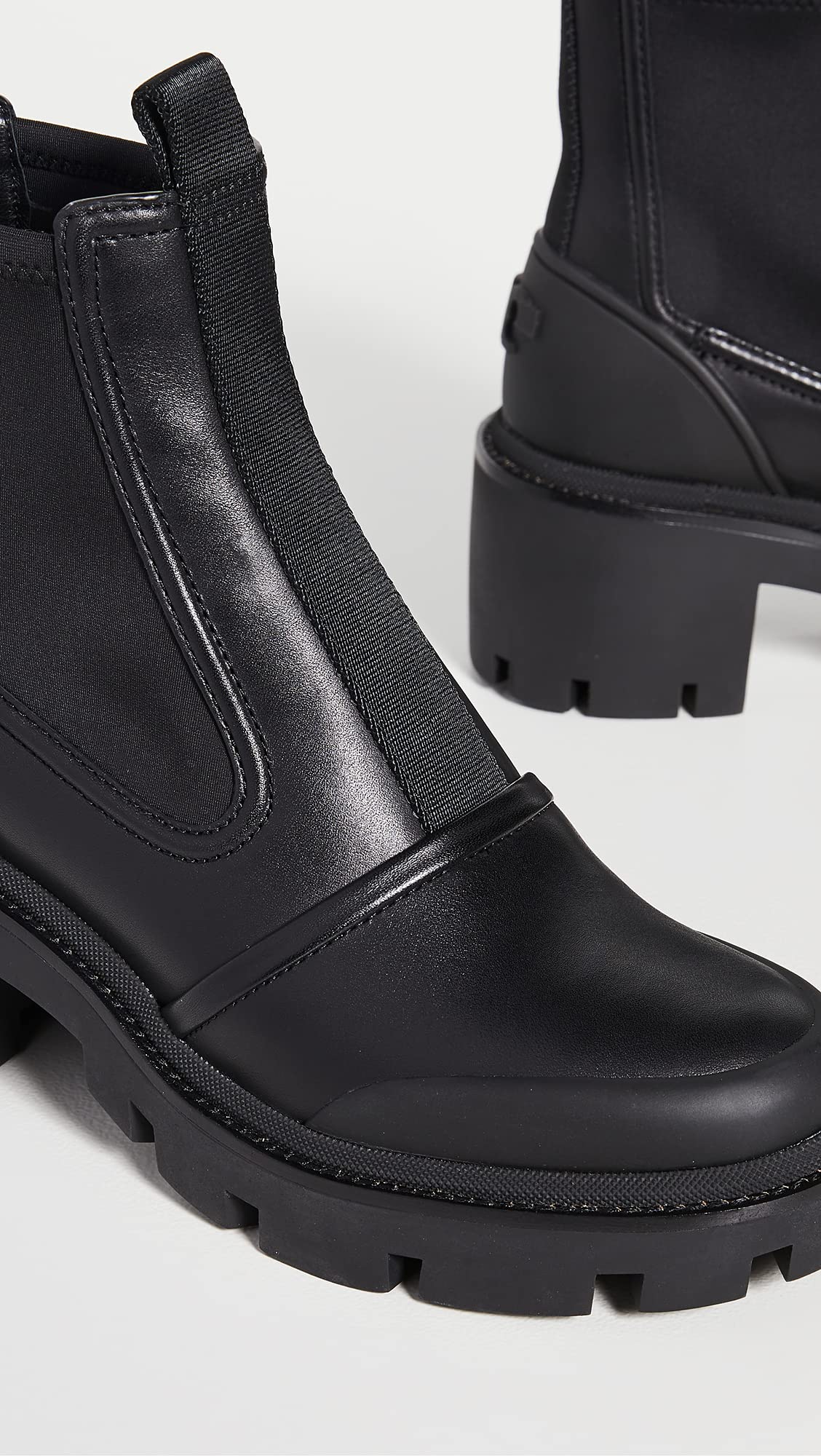 Tory Burch Women's Chelsea Lug Ankle Boots, Perfect Black/Perfect Black, 9 Medium US