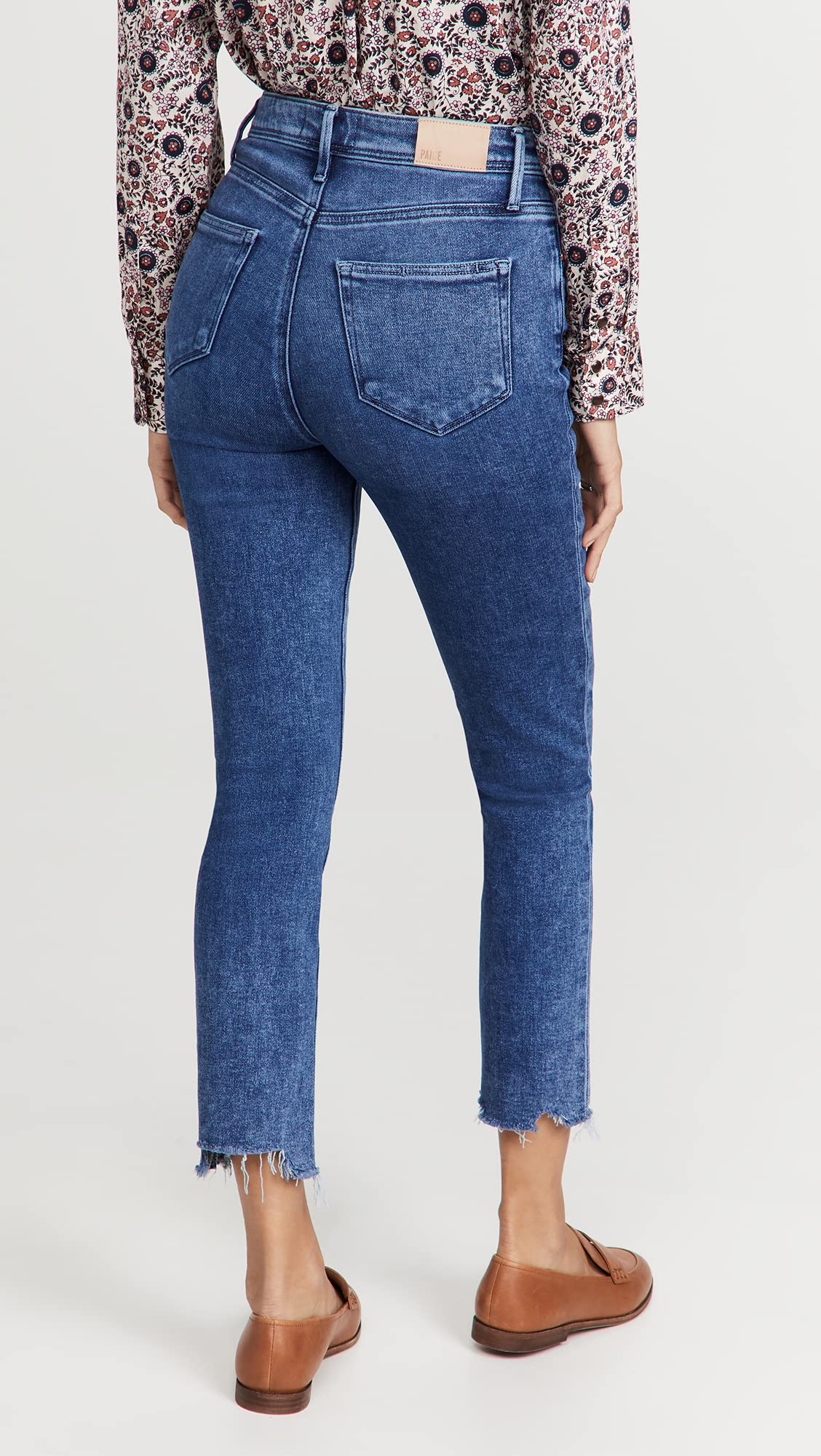 PAIGE Women's Sarah Slim Crop Jeans, Skysong w/Distressed Hem, Blue, 32