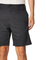 Under Armour 1370084-1-34 Men's UA Iso-Chill Airvent Shorts Black 34