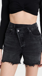 AGOLDE Women's Crisscross Jean Shorts, Hitchhike, Black, 28