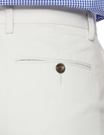 Amazon Essentials Men's Slim-Fit Wrinkle-Resistant Flat-Front Chino Pant, Light Grey, 33W x 29L