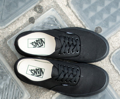 Vans Unisex Authentic Black/Black Canvas VN000EE3BKA Mens 6.5, Womens 8
